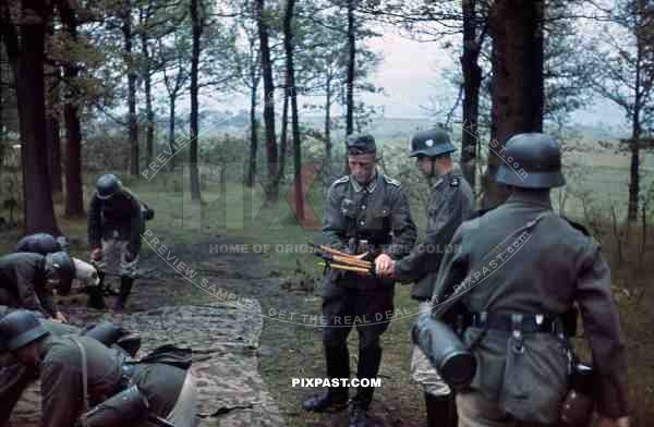 14th Panzer Division 103 Schutzen Regiment Lobau Saxony Kaserne Barracks training 1939 zeltbahn tent camping forest helmet