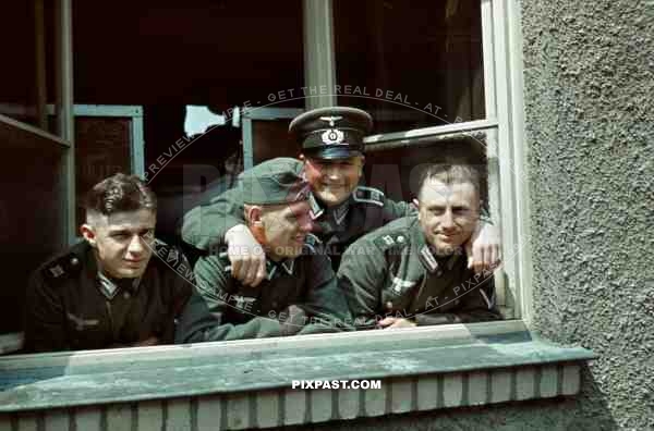 14th Panzer Division, friends in training barracks, Lobau/Saxony, Germany 1939