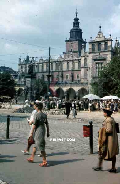 1940 Krakow Krakau Poland Krakaucher Tuchhallen Civilian life market