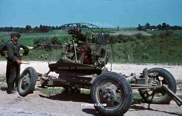 1941 Russia summer captured russian anti aircraft cannon gun wheeled 14th panzer division 103 shutzen regiment flak