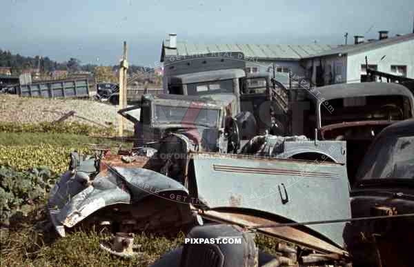 50.Inf.Div. Versorgungseinheiten 354. Latour-de-Carol, France 1940. Wehrmacht, scrap, heap, cars, destroyed.