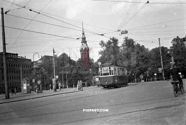 69th, infantry, division, Leipzig, Germany, 1945, June, civilian police talking to, GI, trams, Leutzsch,