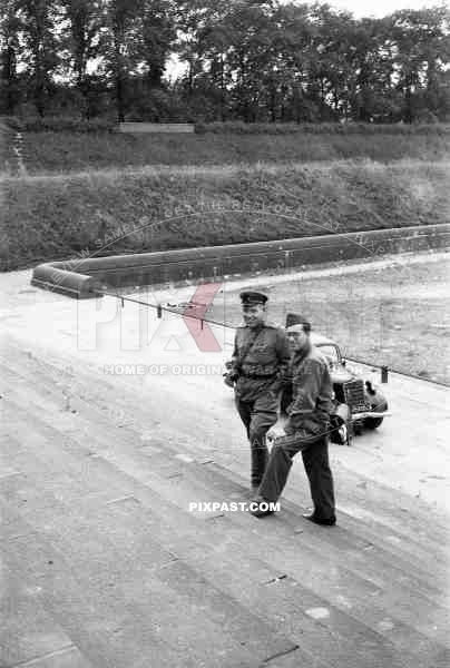 69th, infantry, division, Leipzig, Germany, June, 23, 1945, Russian, officers, volkerschlachtdenkmal,