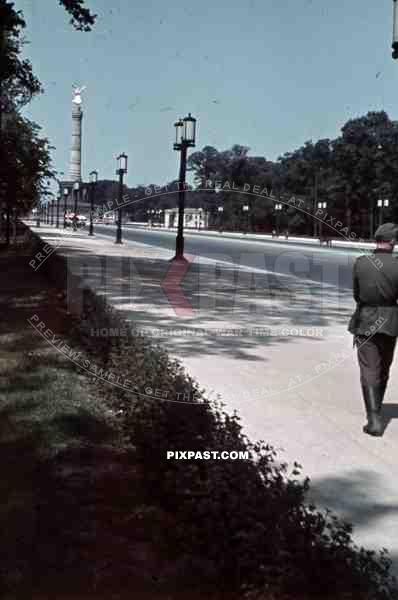 Berlin summer 1939 Siegessaule Victory Column soldier