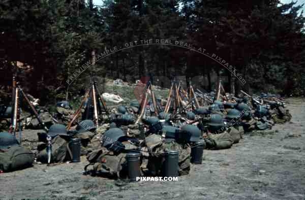 break in Landeck, Austria 1941, Pontlatz Kaserne