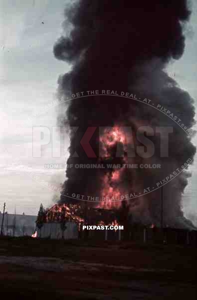 burning russian village wehrmacht russia 1942