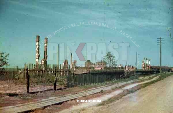 destroyed bombed russian houses factory russia 1941