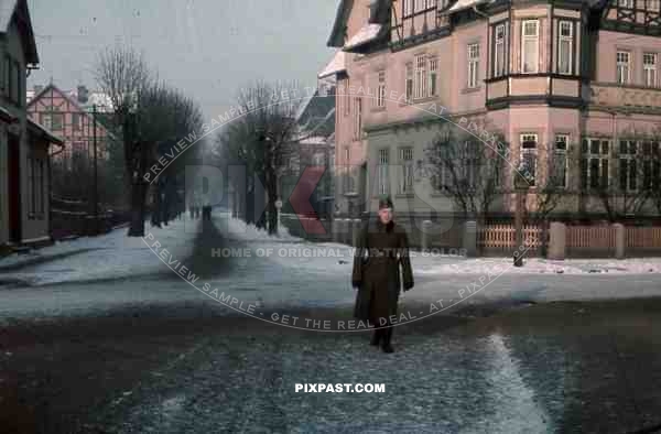 Einbeck, Niedersachsen 1941, Am BÃ¼rgermeisterwall,  Corner Dr. Friedrich Uhde StraÃŸe, sign post to Train station