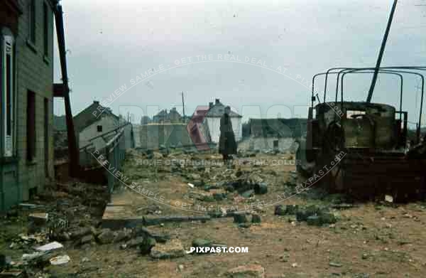 french destroyed bridge truck rubble france 1940