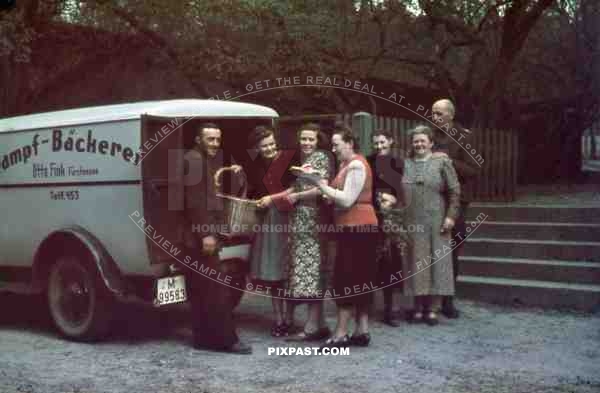 Fresh Baked bread delivery truck. 1937. Backerei und Gastwirtschaft von Otto Fink.  Furstensee bei Neustrelitz