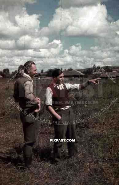 German army mechanics, Russian village, 10th Motorised infantry division repair werkstatt Bryansk 1941