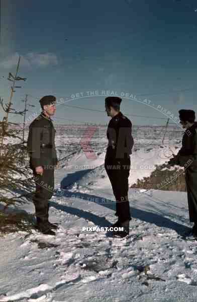 German panzer tank commander officer Russian front winter 1941, Russian POWs building bunker.