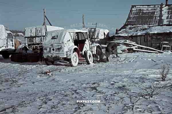 Horch 901, Medium staff car, white camouflage, Charkow, 1942, 1st Battery, 75th Panzer Artillery Reg, 3rd Panzer Division.