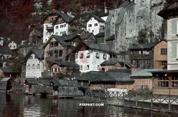 houses at the HallstÃ¤tter See in Hallstatt, Austria 1940