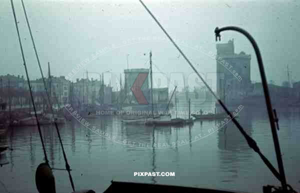 La Rochelle, France, Frankreich, 1941, Harbour Gate,  tower St.-Nicolas, tower de la Chaine, 22nd Panzer Division.