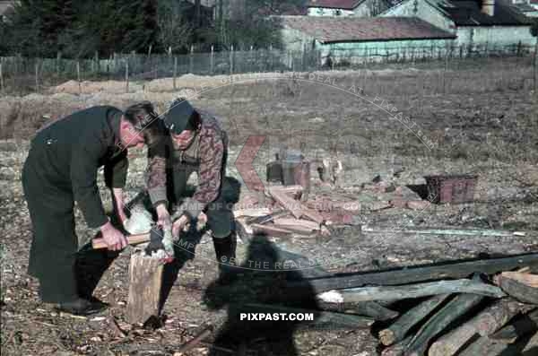 Luftwaffe Flak Bordeaux France 1941 Flak Regiments 45, 1. Batterie gemischte Flak Abteilung 923, Feldpost L.35139, killing chicken