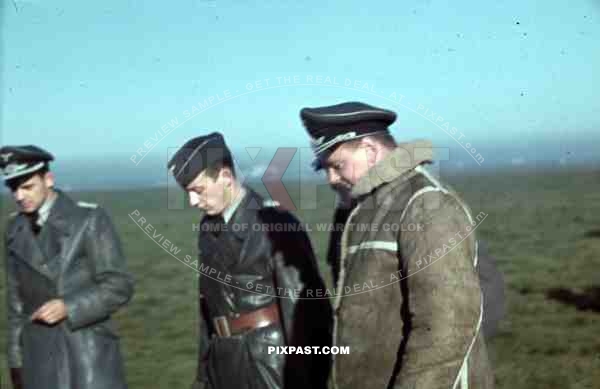 Luftwaffe, Knights Cross, Winner, RKT, Fighter, Ace, Russian, winter, fur, coat, fighter, airfield, France, 1943, Ritterkreuztrager