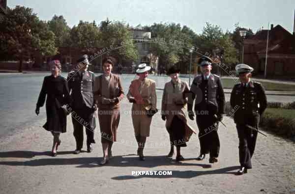 Luftwaffe officers with their wives in Bad Saarow, Germany 1939