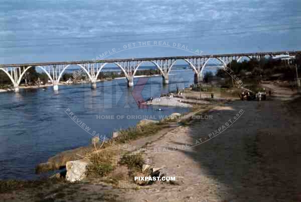 Merefa-Cherson-Bridge over the Dnieper in Dnipropetrovsk, Ukraine 1942