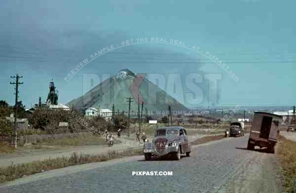 mountain of coal slag, Donetsk region, Ukraine, coal industry of Donbass, 1942, 225. Infanterie-Division, PEUGEOT 402