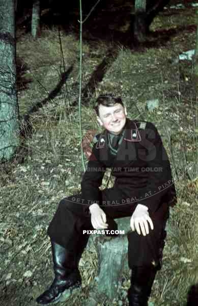 Panzer-Regiment 33, Uniform, Helmet, Portrait, Pz.Rgt.Conze, later becoming, 9.Pz.Div, Kaserne, Germany 1941