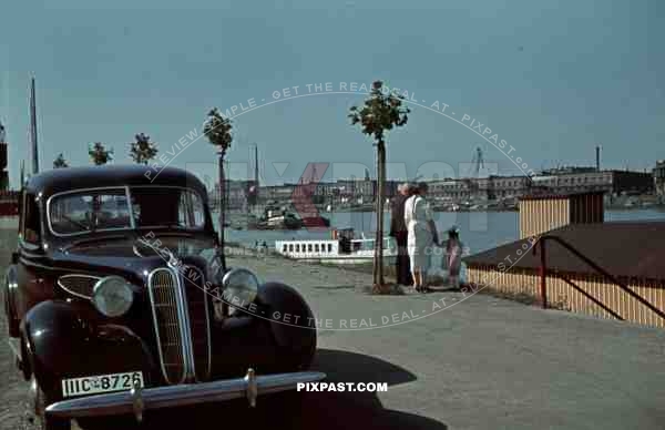 RheinuferstraÃŸe in Ludwigshafen, Germany ~1940