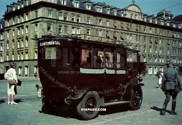 Taxi outside the Hotel Deutscher Kaiser. 2 Arnulfstrasse. Starnberger wing of Hauptbahnhof  Munich Germany 1942