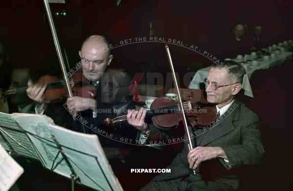 Violin music performance Vienna Austria 1939