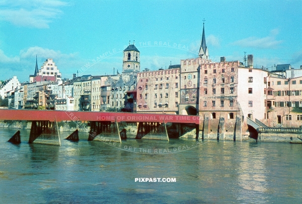 Wasserburg am Inn. Oberbayern Bavaria 1940. Wasserburger Innbrucke. Wooden bridge. entrance to old city.