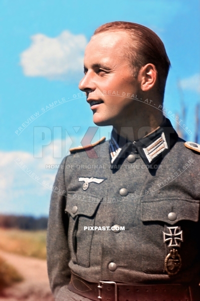 Wehrmacht officer of the 59th Reconnaissance Battalion. 8th Panzer Division. Russia August 1942. PAB panzer badge. CHOLM