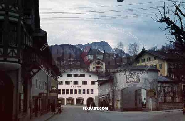 WeihnachtsschÃ¼tzenplatz at the Maximilianstrasse in Berchtesgaden, Germany 1941